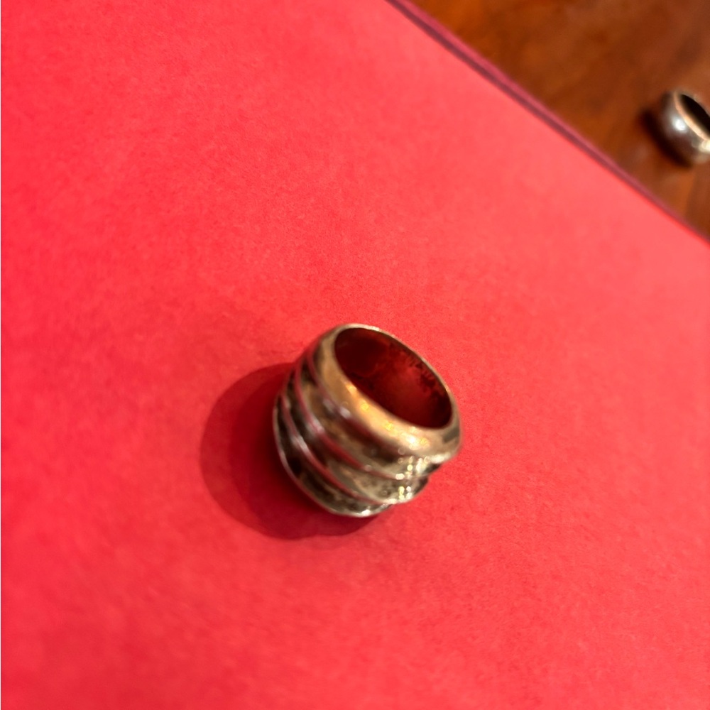 Silver Women’s Ring